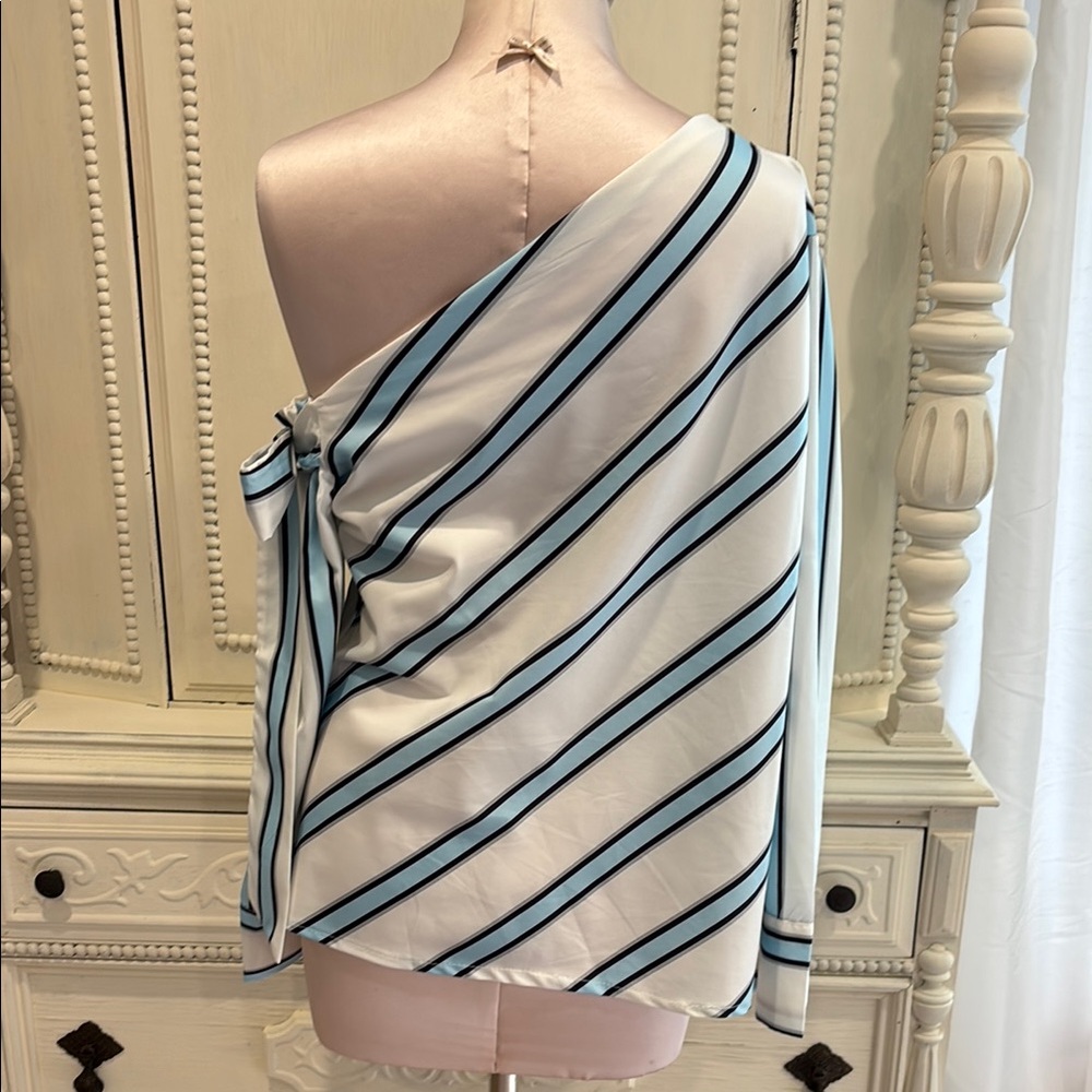Striped Off-Shoulder Women's Top Size Small - Picture 5 of 10
